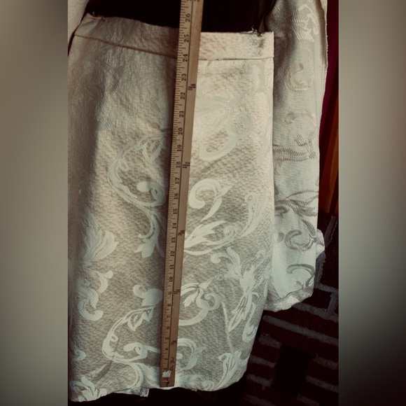 Spring ready Two piece suit - Picture 4 of 5